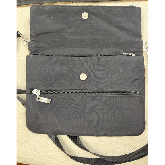 Baggallini Flip Zip Medium Crossbody Bag Black Adjustable Strap *READ - Picture 7 of 15